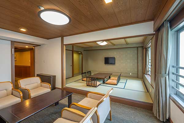 ホテルニューアカオ